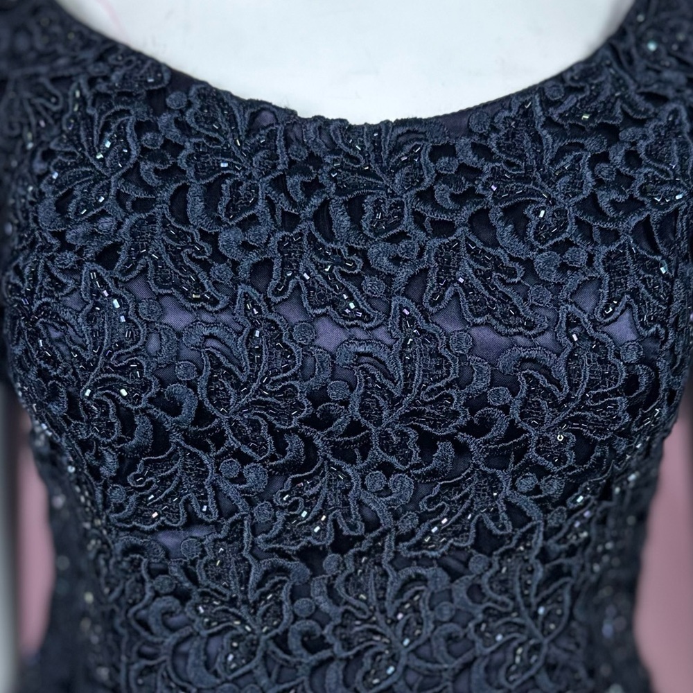 HTF Carmen Marc Valvo Petite beaded blue short-sleeve formal top, size 6 - Picture 10 of 16